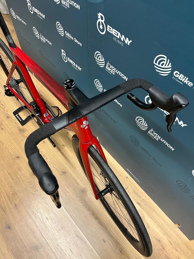 Colnago V4RS 2024 usata — dettaglio