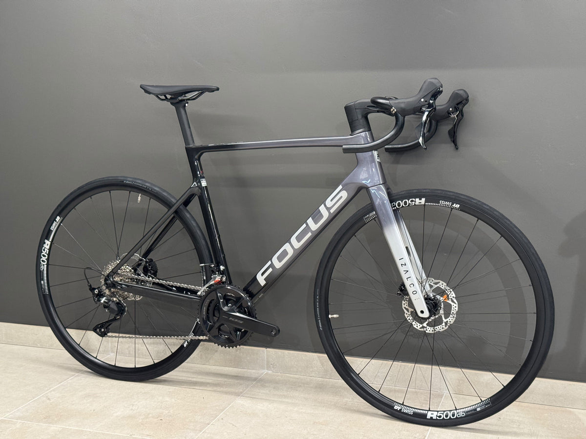 Focus Izalco Max 8.7 — gruppo Shimano 105, taglia L