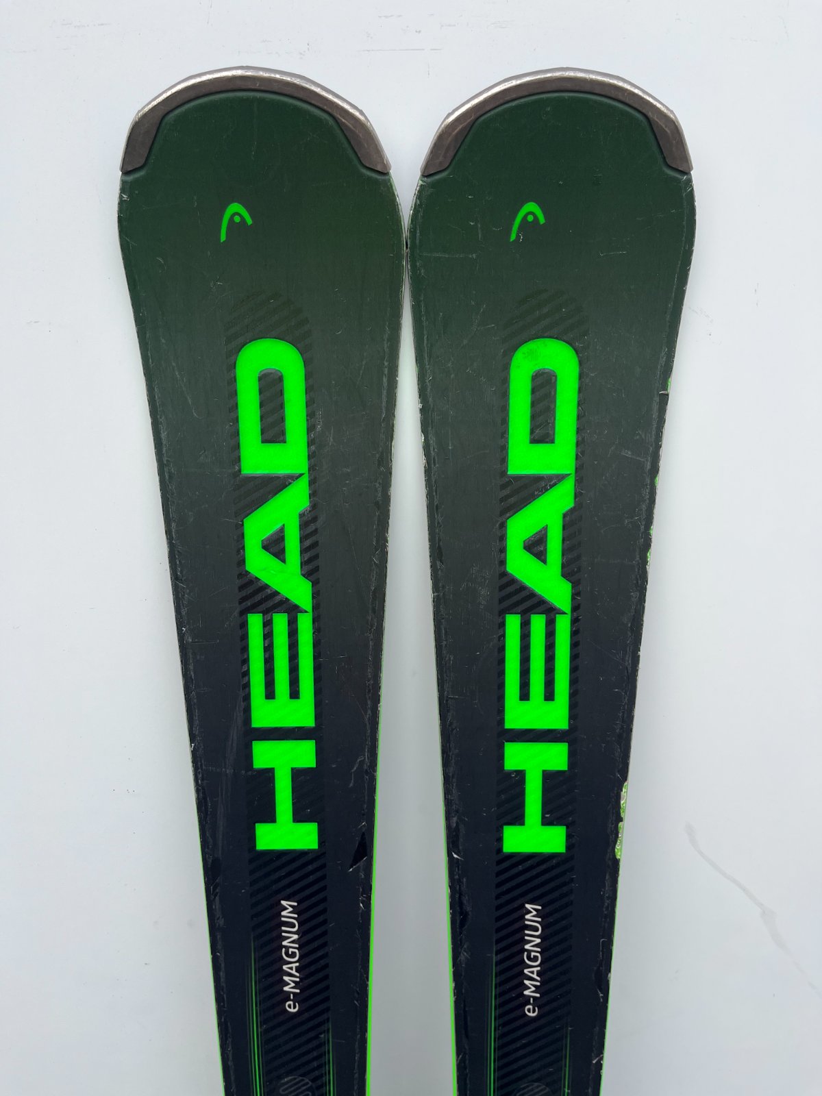 Head Supershape e-Magnum — attacco PRD 12 GW, Buone condizioni