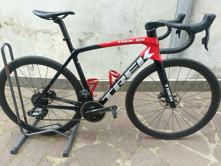 Trek Emonda Slr 800 Team Segafredo 2021 usata — vista laterale