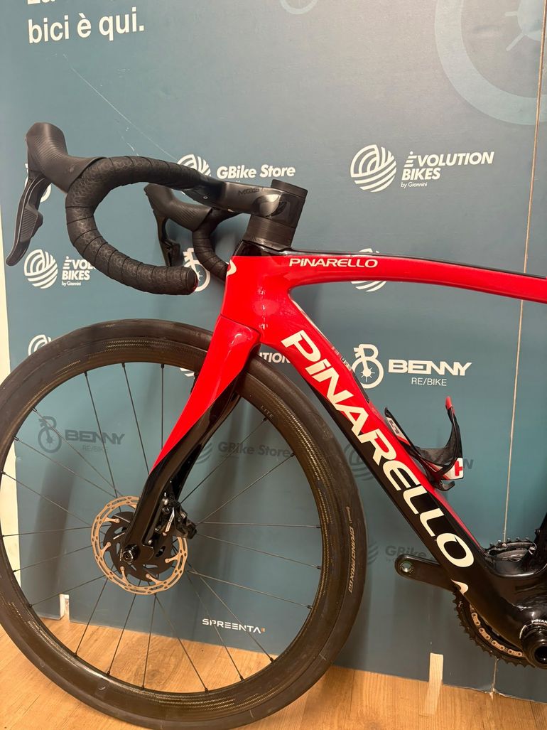 Pinarello F 2025 usata — dettaglio
