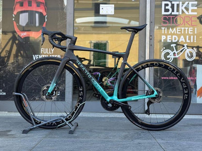 Bianchi Specialissima Rc 2025 — Bici usata