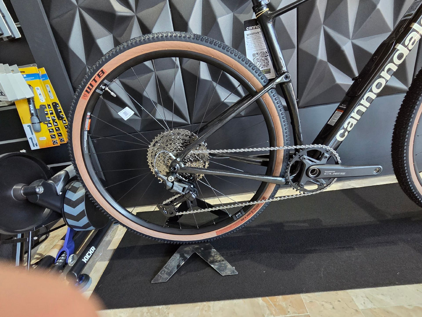 Cannondale Topstone Carbon 4 — gruppo Shimano CUES, taglia 54