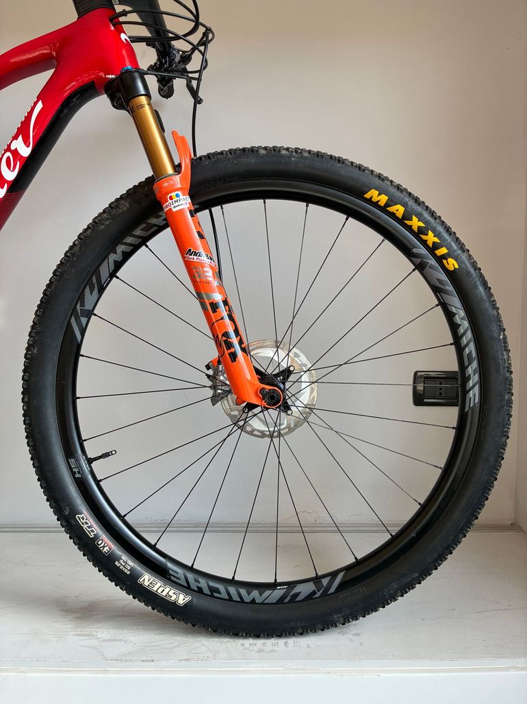 Wilier Triestina Urta Max Slr 2023 usata — dettaglio