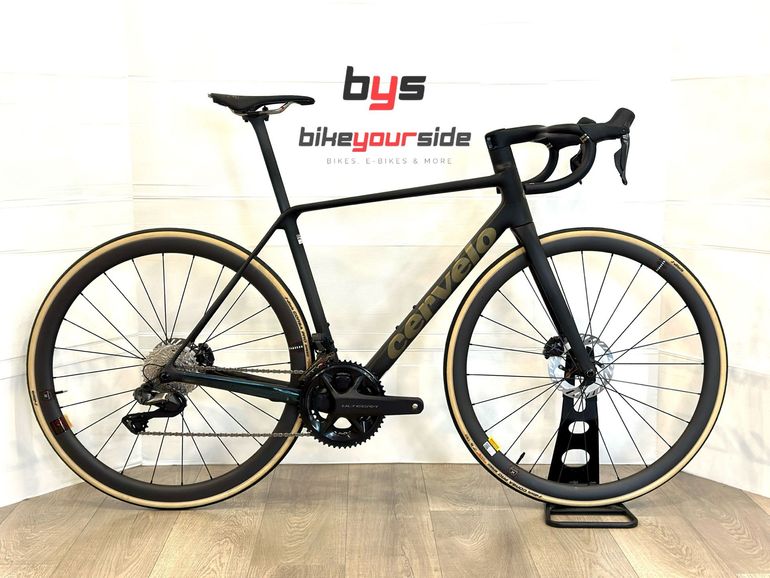 Cervelo R5 2025 usata — vista laterale