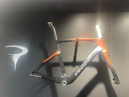Pinarello Dogma F Wls 2023 usata — vista laterale