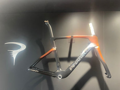 Pinarello Dogma F Wls 2023 usata — vista laterale