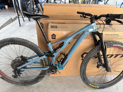 Specialized Stumpjumper Expert Carbon 29 2020 usata — vista laterale