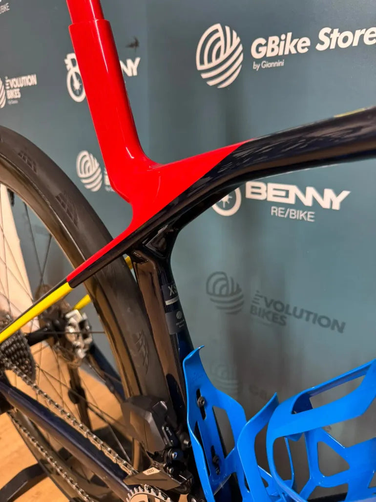 Trek Madone Slr 9 Gen 8 2025 usata — dettaglio