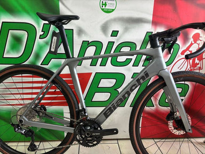 Bianchi Impulso Pro 820 2026 usata — vista laterale