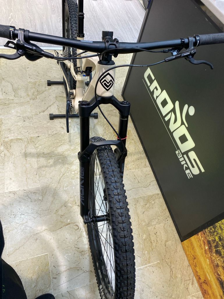 Megamo Vitae 20 — gruppo Shimano Deore XT, taglia M