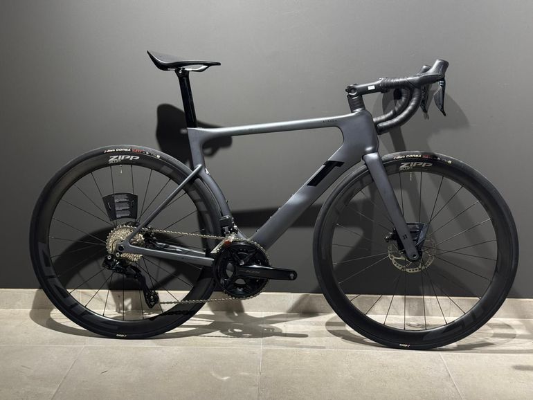 3T Strada 2x12 Carbon 2024 usata — vista laterale