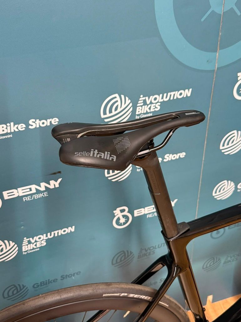 Colnago V4rs 2025 usata — dettaglio