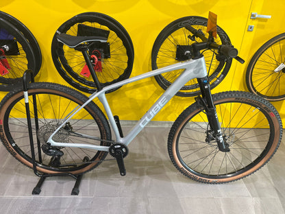 Cube Reaction C:62, Race — gruppo Shimano Deore XT Di2, taglia M