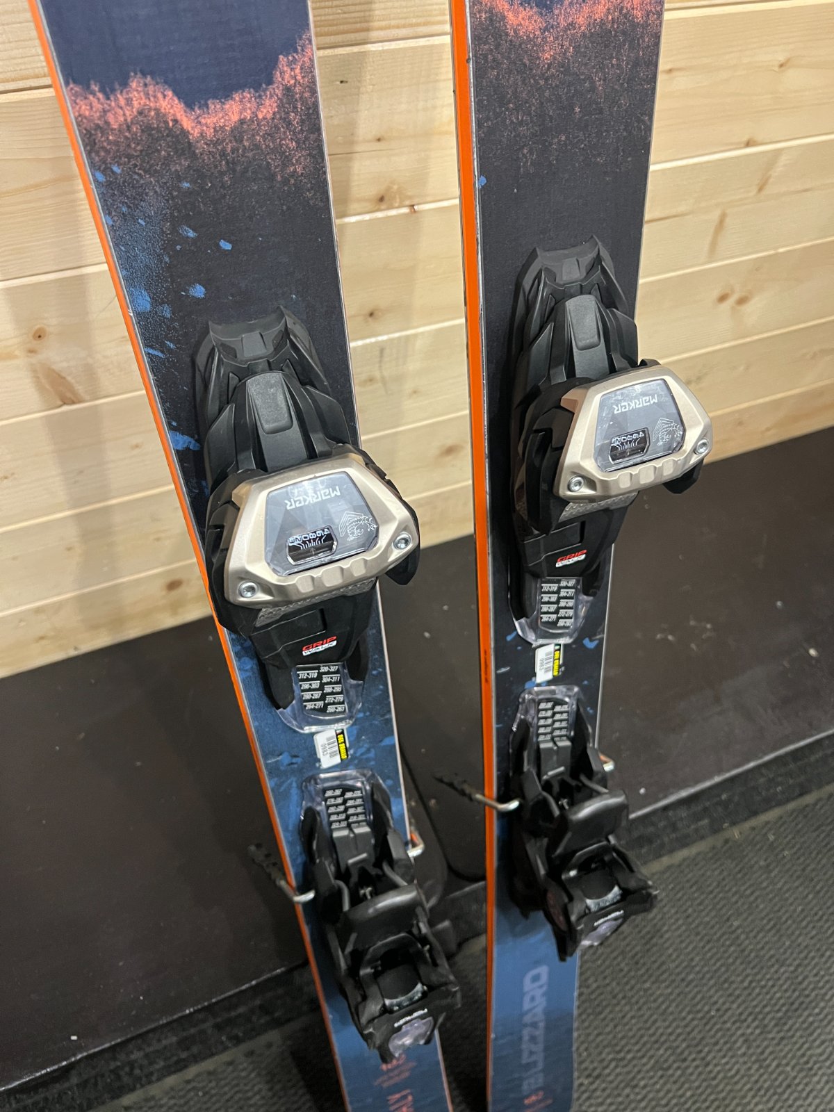 Blizzard Anomaly 88 2026 — Freeride/Freestyle usato