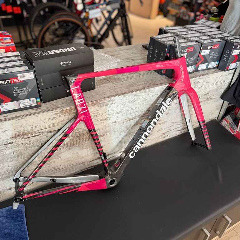 Cannondale Supersix Evo 2026 usata — dettaglio
