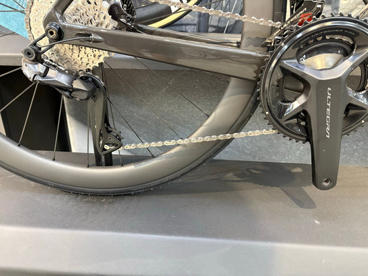 Focus Izalco Max 9.7 2026 usata — vista laterale