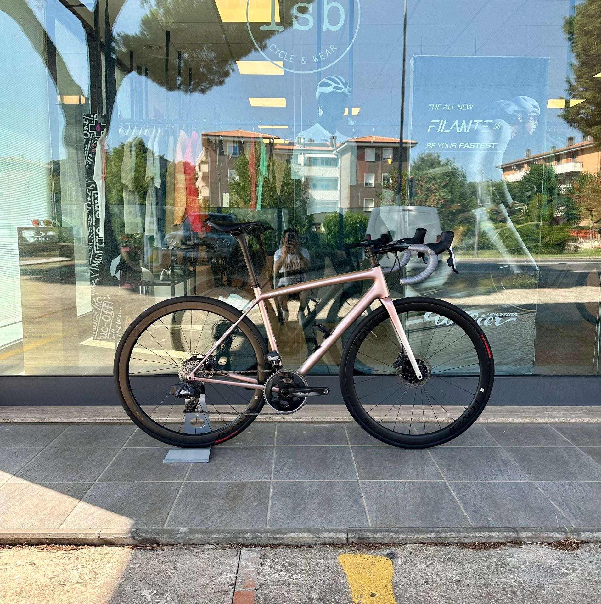Specialized Aethos 2024 usata — vista laterale