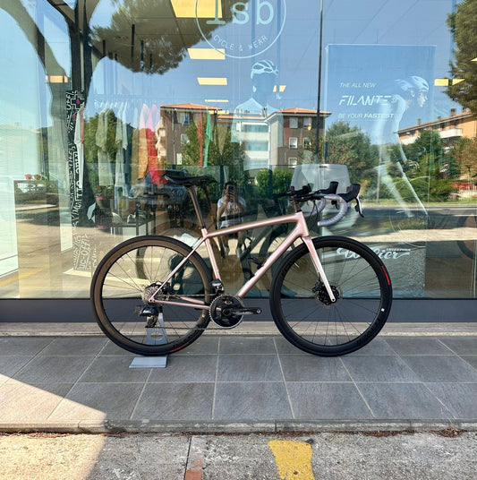 Specialized Aethos 2024 usata — vista laterale