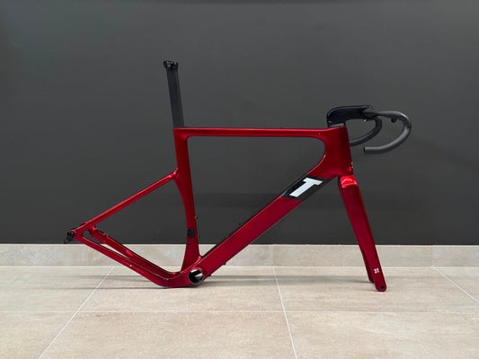 3T Racemax Italia 2025 usata — vista laterale