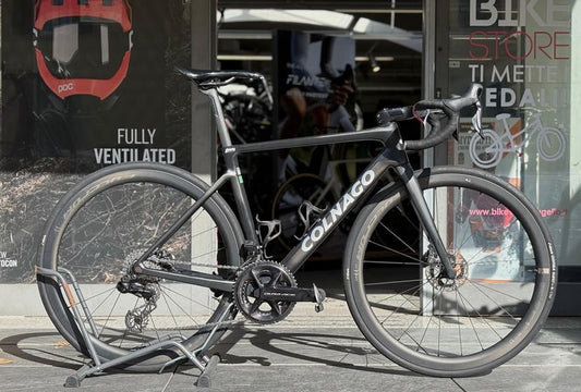 Colnago V4rs 2023 usata — vista laterale