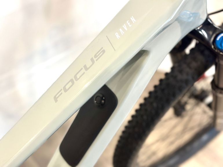 Focus Raven 8.8 — telaio in Carbonio, Ottime condizioni