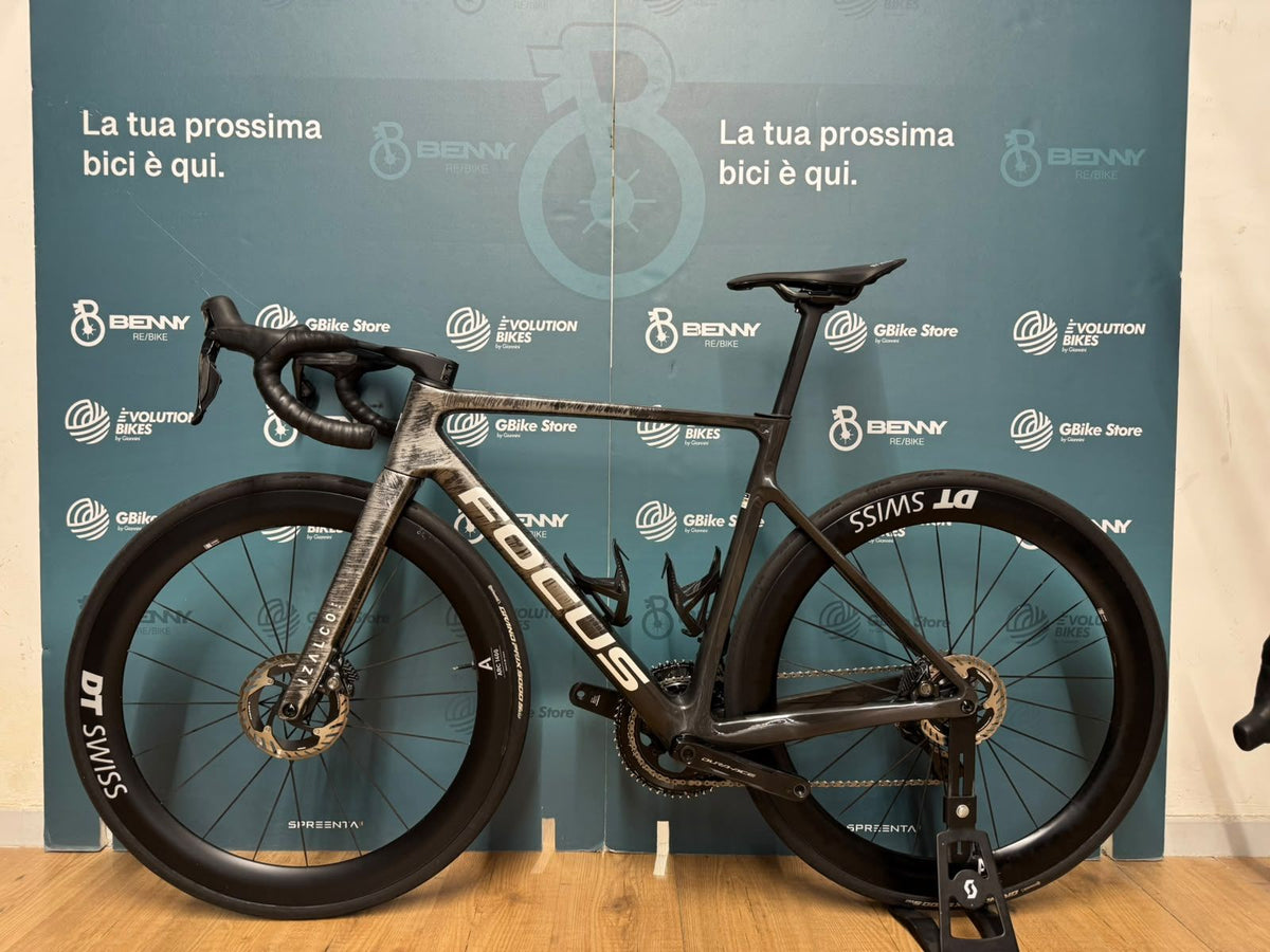 Focus Izalco Max 9.9 2026 usata — vista laterale