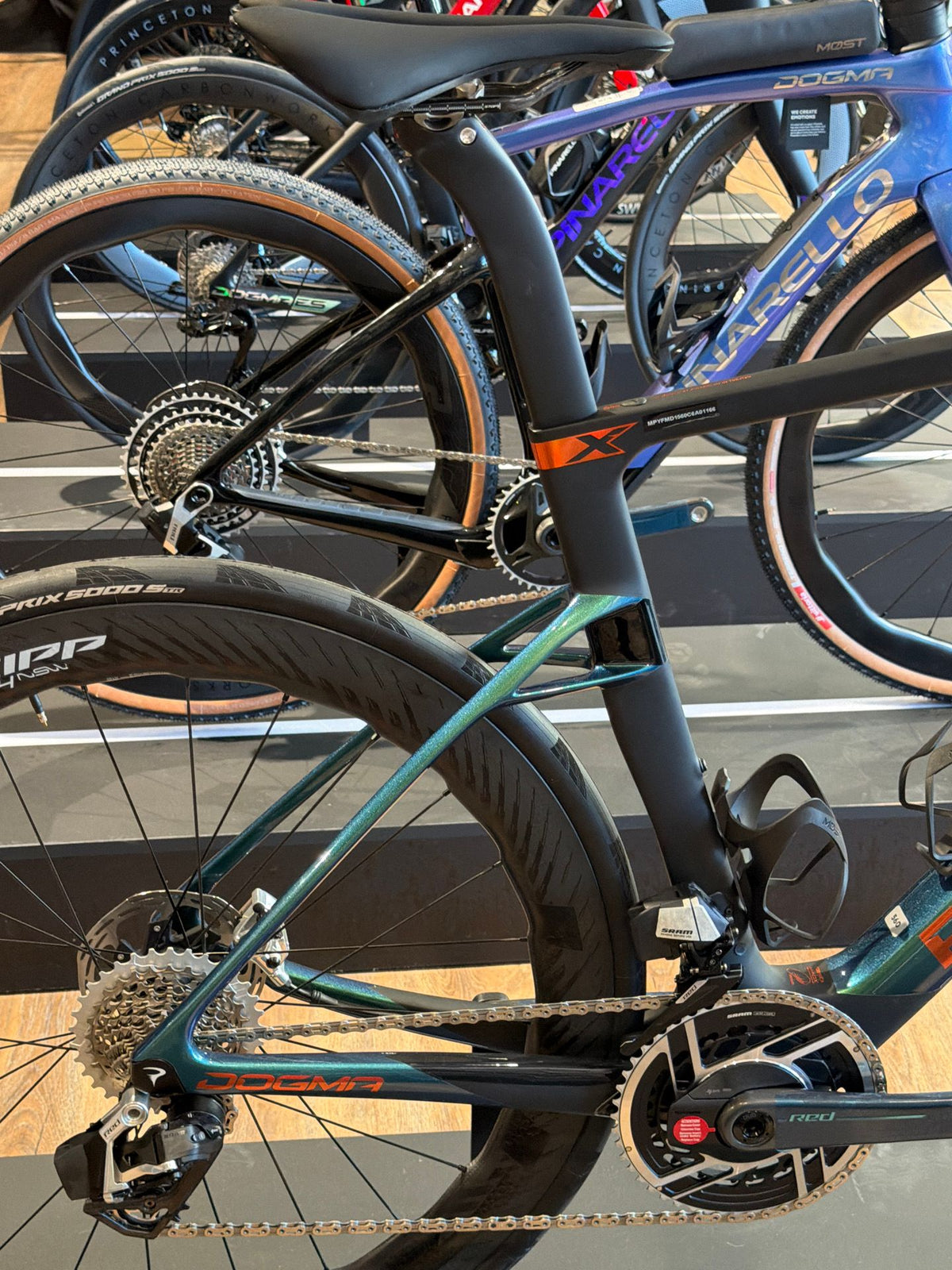 Pinarello Dogma 2027 — Bici usata