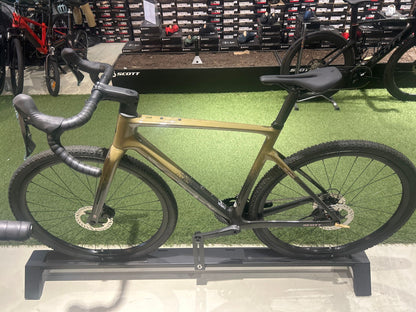 Scott Addict Gravel 40 — gruppo Shimano GRX, taglia M