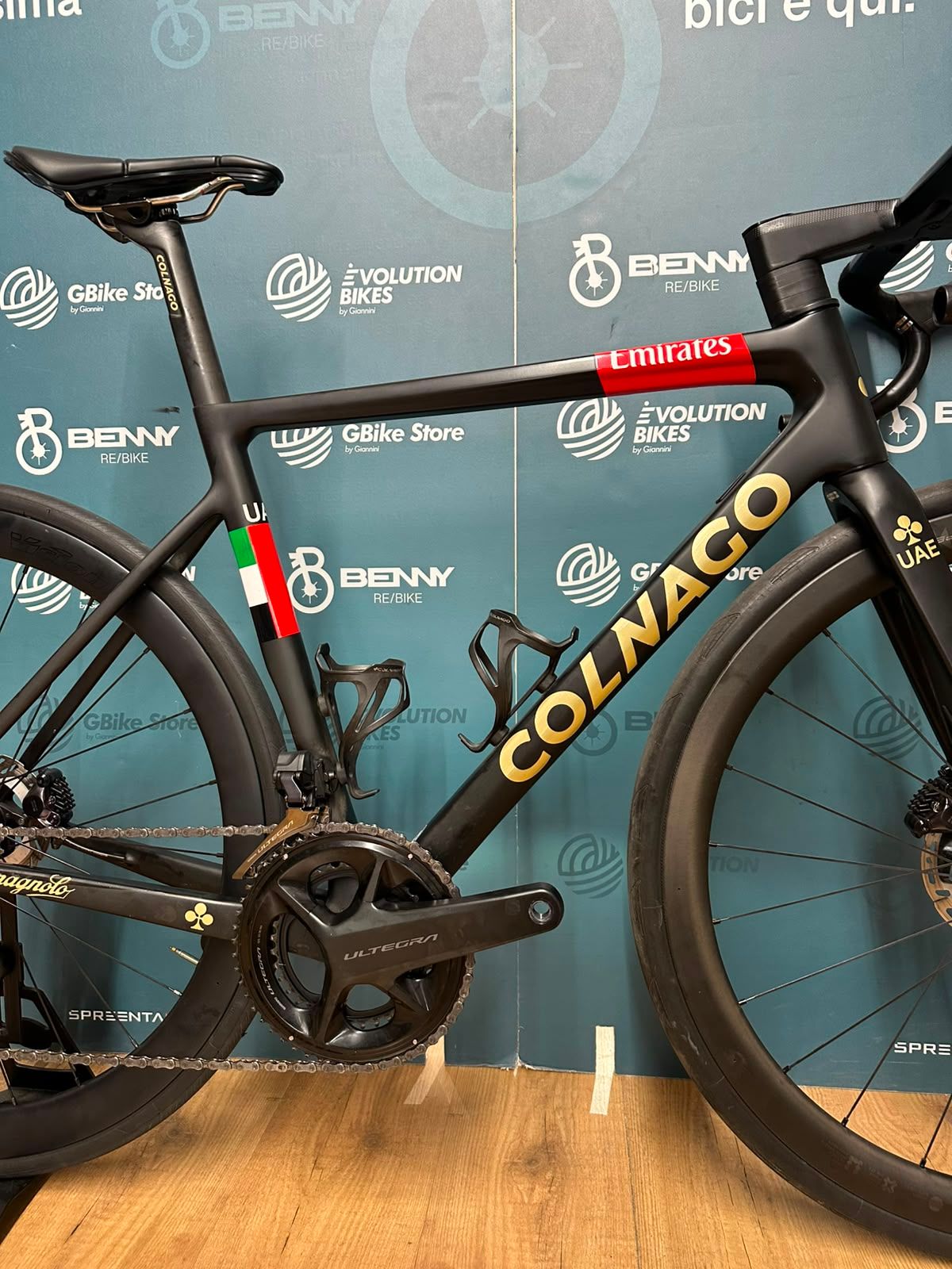 Colnago V3rs Team Uae Emirates 2024 — Bici usata