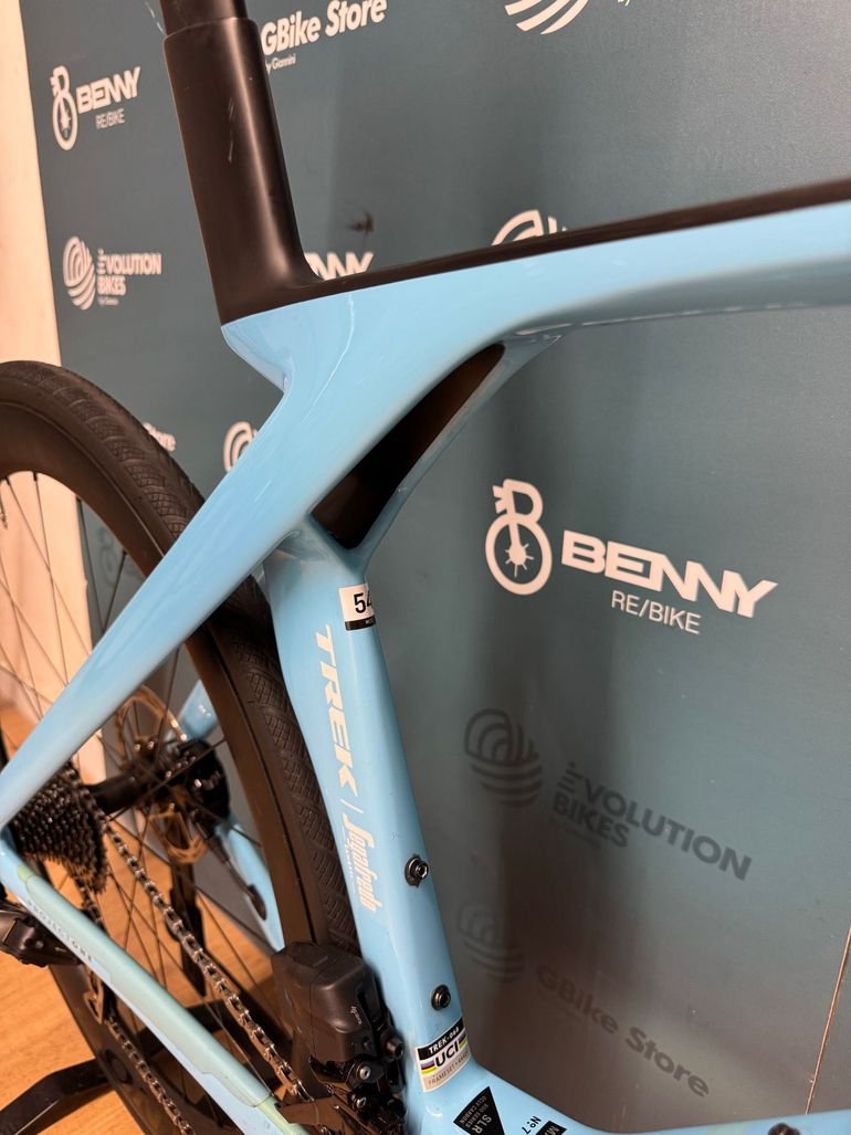 Trek Madone Slr 7 Gen 7 2024 usata — dettaglio