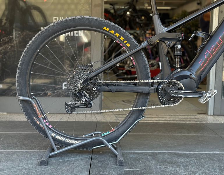 Bianchi T-Tronik Rebel 9.2 - /Sx 2022 usata — vista laterale