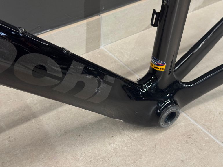 Bianchi Oltre Xr4 2023 usata — dettaglio