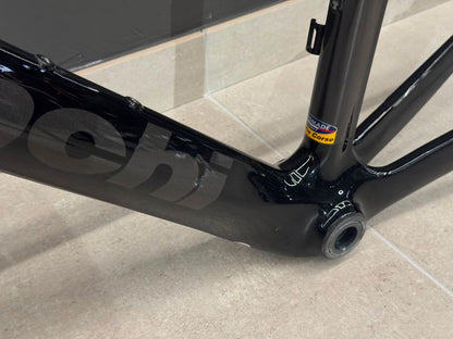 Bianchi Oltre Xr4 2023 usata — dettaglio