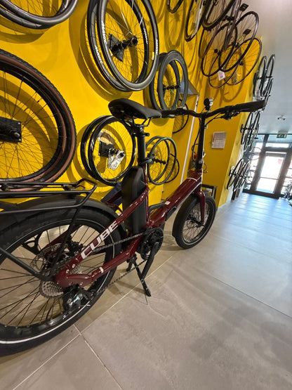 Cube Fold Hybrid 2025 — Bici usata