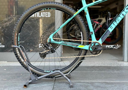 Bianchi Nitron 9.2 2023 usata — vista laterale