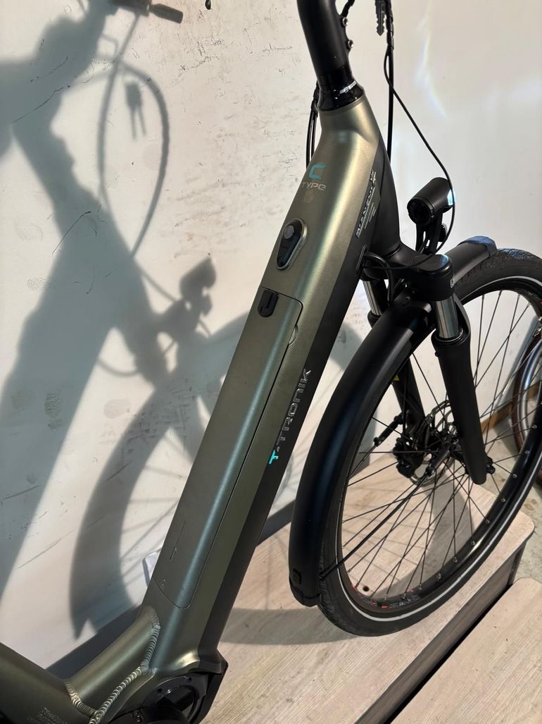Bianchi T-Tronik C-Type Sunrace X5 2025 usata — dettaglio