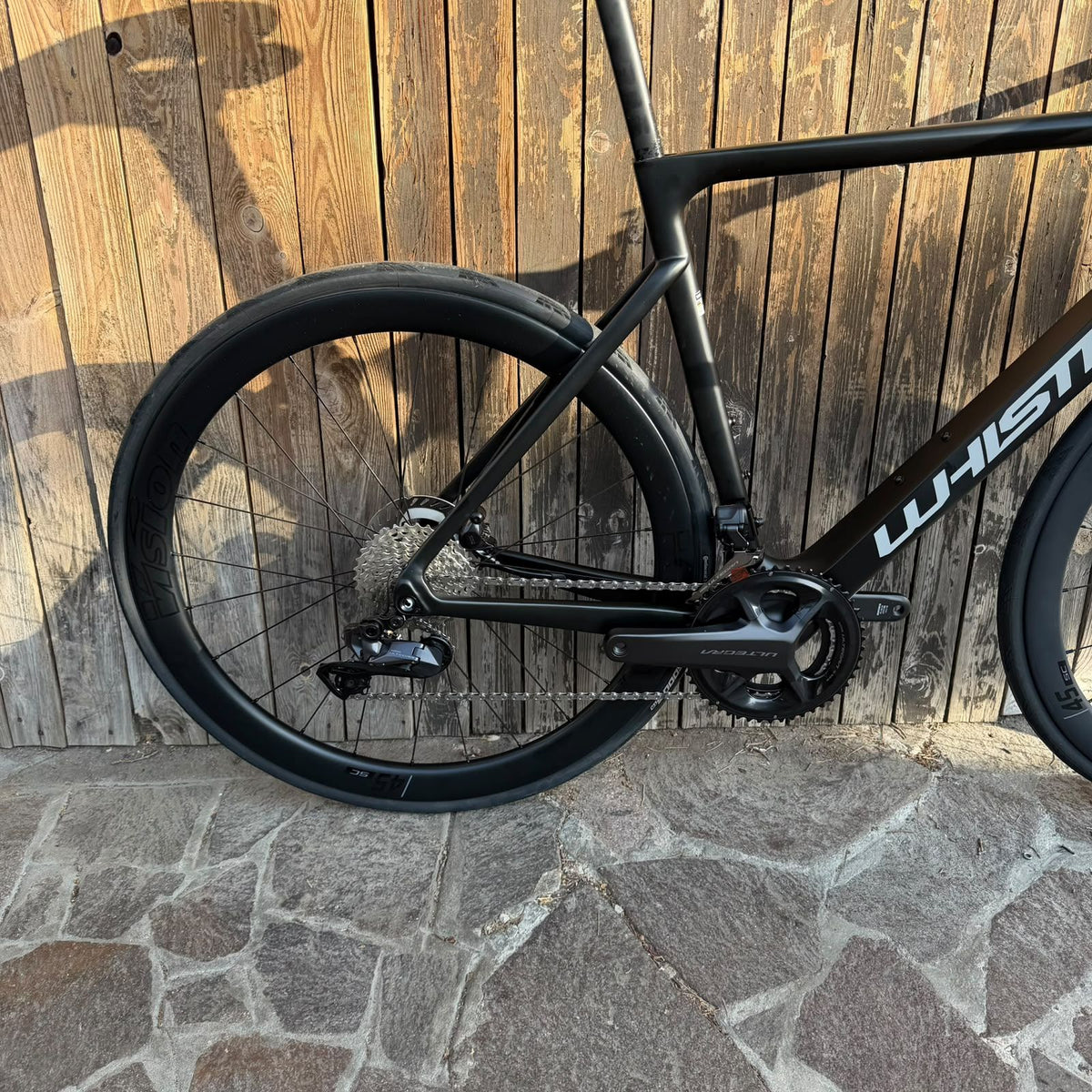 Whistle Vaero + Vision Sc45 + Vision Cockpit — gruppo Shimano Ultegra Di2, taglia 56