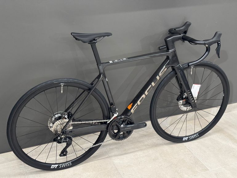 Focus Izalco Max 8.8 2026 usata — dettaglio