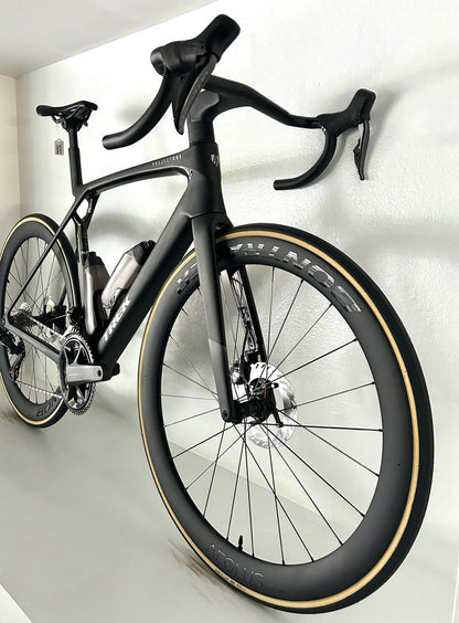 Trek Madone Slr 7 Gen 8 — gruppo Shimano Ultegra Di2, taglia 55 cm