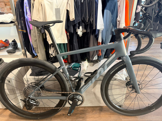 BMC Kaius 01 Two 2027 usata — vista laterale