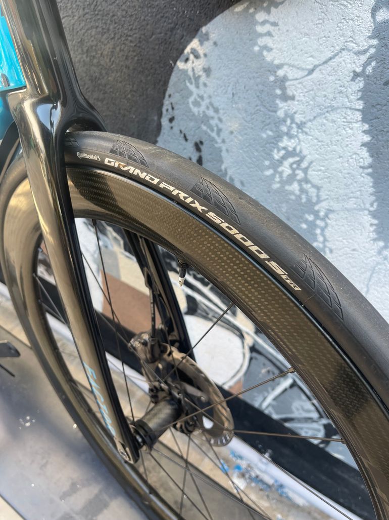 Factor One 2023 usata — dettaglio