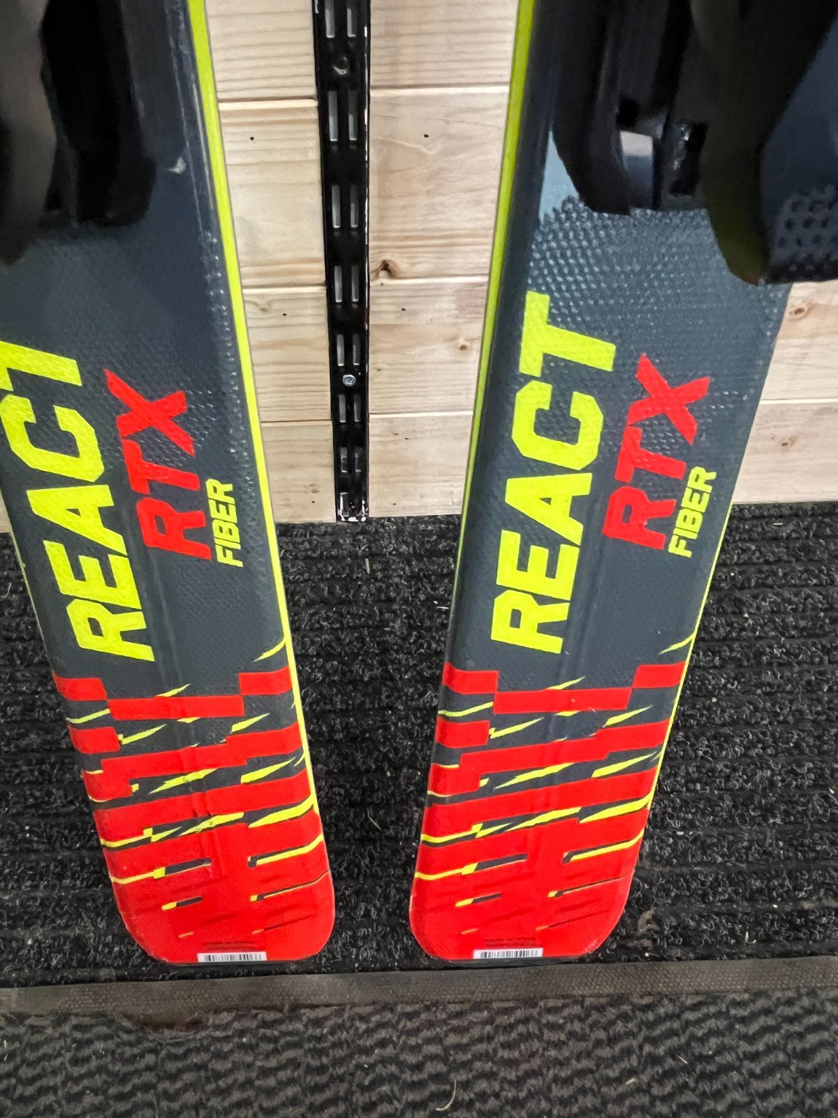 Rossignol React RTX 2026 usato — dettaglio