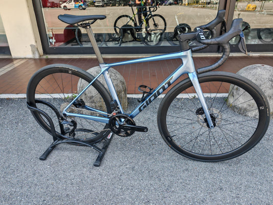 Giant Tcr Advanced 0 Pc 2025 usata — vista laterale
