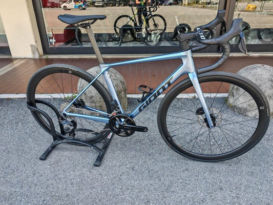 Giant Tcr Advanced 0 Pc 2025 usata — vista laterale