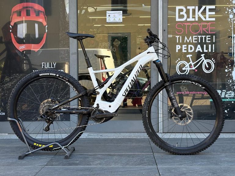 Specialized Turbo Levo 2021 usata — vista laterale