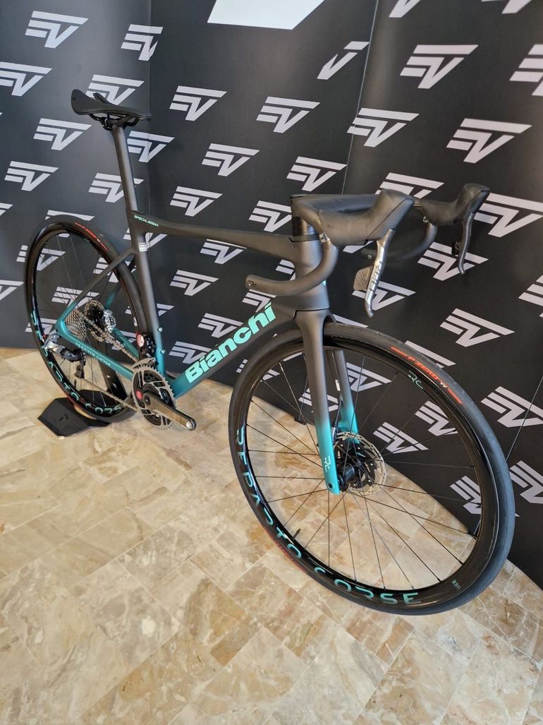 Bianchi Specialissima Rc 2024 — Bici usata