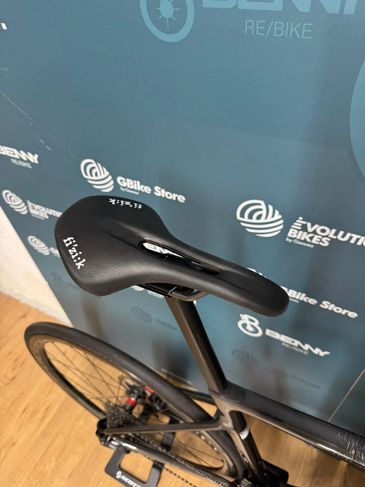 Focus Izalco Max 9.7 2025 usata — dettaglio