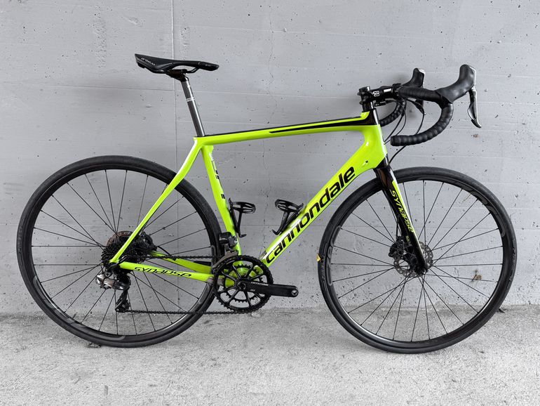 Cannondale Synapse Carbon 2016 usata — vista laterale