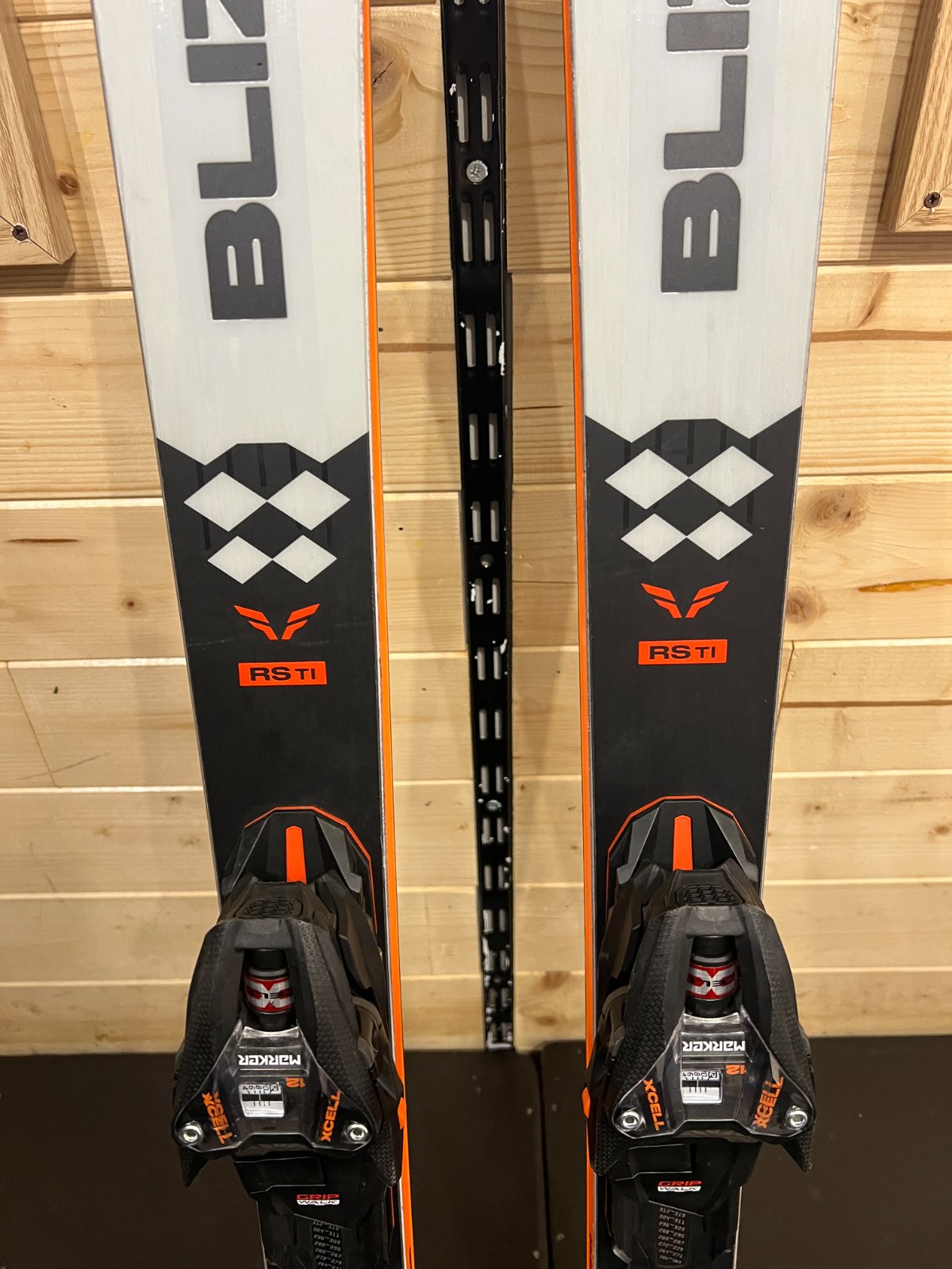 Blizzard Firebird 70 RS TI — attacco XCELL 12 DEMO, Buone condizioni